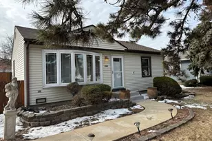 7600 S Ferdinand Ave, Bridgeview, IL 60455 - Photo 1