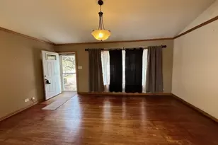 7600 S Ferdinand Ave, Bridgeview, IL 60455 - Photo 6