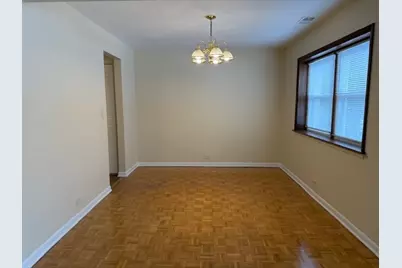5240 Galitz Street #101, Skokie, IL 60077 - Photo 6