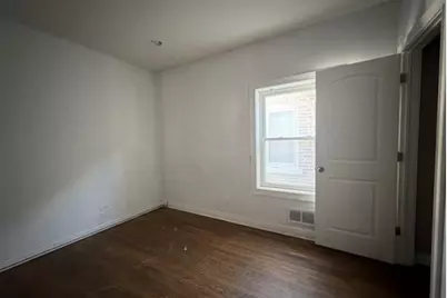 1640 N Laramie Avenue, Chicago, IL 60639 - Photo 8
