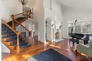 411 W Jefferson Ave, Naperville, IL 60540 - Photo 6