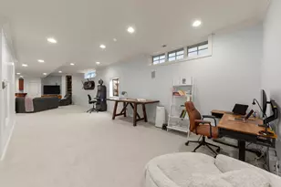 411 W Jefferson Ave, Naperville, IL 60540 - Photo 40