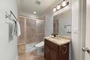 411 W Jefferson Ave, Naperville, IL 60540 - Photo 44