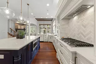 411 W Jefferson Ave, Naperville, IL 60540 - Photo 16