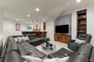 411 W Jefferson Ave, Naperville, IL 60540 - Photo 38