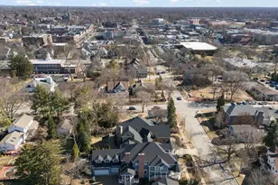 411 W Jefferson Ave, Naperville, IL 60540 - Photo 62