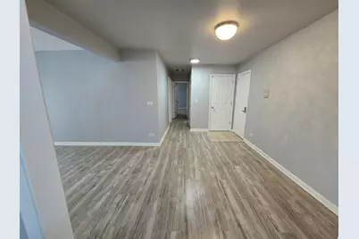 10389 Dearlove Road #1I, Glenview, IL 60625 - Photo 4