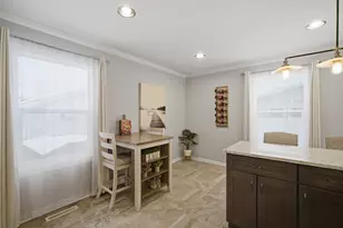 289 Navajo Trail, Buffalo Grove, IL 60089 - Photo 14