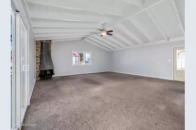 27 Hawthorne Lane, Streamwood, IL 60107 - Photo 4