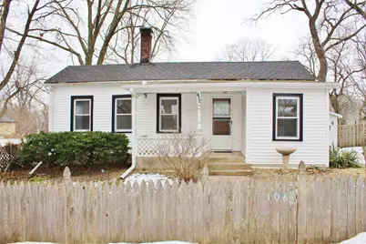 108 N Van Buren Street, Newark, IL 60541 - Photo 2