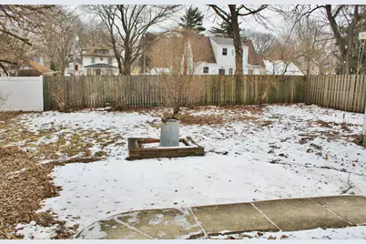 108 N Van Buren Street, Newark, IL 60541 - Photo 22