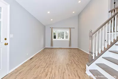 [Address not provided], Lake Zurich, IL 60047 - Photo 2