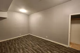 10901 S Michigan Ave, Chicago, IL 60628 - Photo 8