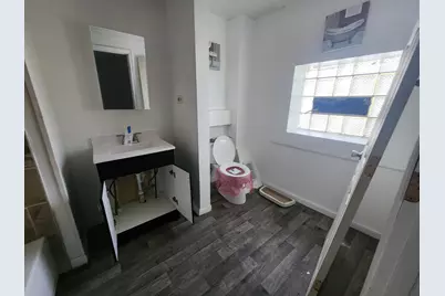 10901 S Michigan Avenue, Chicago, IL 60628 - Photo 14