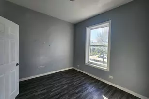 10901 S Michigan Ave, Chicago, IL 60628 - Photo 6