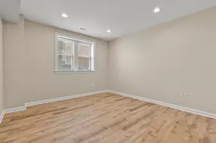 3105 W George St, Chicago, IL 60618 - Photo 10