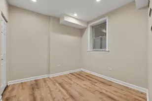 3105 W George St, Chicago, IL 60618 - Photo 12