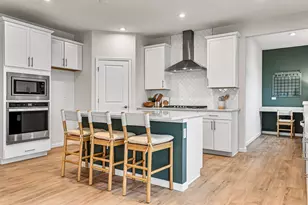 3243 Peyton Cir, Aurora, IL 60503 - Photo 2