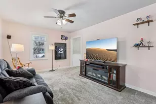 11471 W Leland Ave, Beach Park, IL 60099 - Photo 4