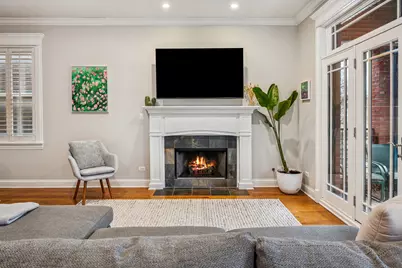 3248 N Kenmore Avenue #3, Chicago, IL 60657 - Photo 4