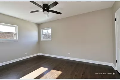 447 S Elmhurst Road, Mount Prospect, IL 60056 - Photo 12