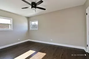 447 S Elmhurst Rd, Mount Prospect, IL 60056 - Photo 12