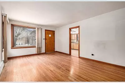 3238 N Narragansett Avenue, Chicago, IL 60634 - Photo 6