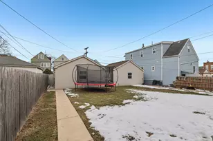 1337 S 49th Ave, Cicero, IL 60804 - Photo 26