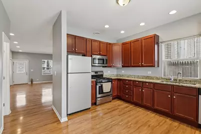 1337 S 49th Avenue, Cicero, IL 60804 - Photo 10