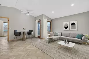 350 Leah Ln, Woodstock, IL 60098 - Photo 2