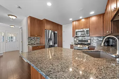 [Address not provided], Naperville, IL 60564 - Photo 8