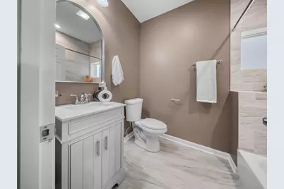 1232 S 51st Avenue, Cicero, IL 60804 - Photo 14