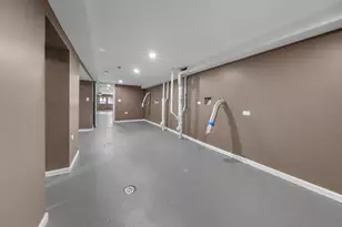 1232 S 51st Ave, Cicero, IL 60804 - Photo 16