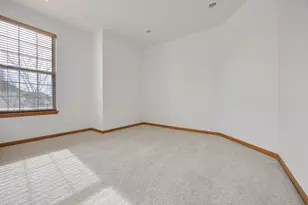 1385 Scarboro Rd, Schaumburg, IL 60193 - Photo 8