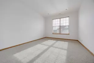 1385 Scarboro Rd, Schaumburg, IL 60193 - Photo 12