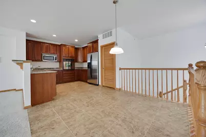 1385 Scarboro Road #204, Schaumburg, IL 60193 - Photo 4