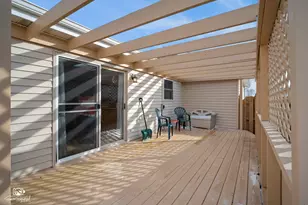 107 Eastern Illinois St, Saint Anne, IL 60964 - Photo 18