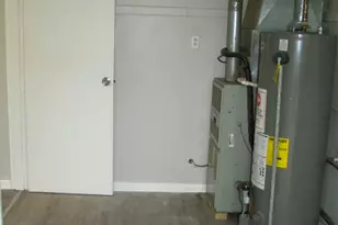 17 Oak Ln, Park Forest, IL 60466 - Photo 10