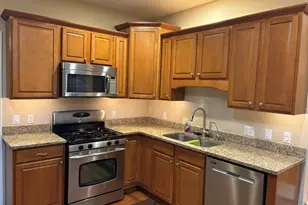 2503 Cedar Crest Dr, Ottawa, IL 61350 - Photo 2