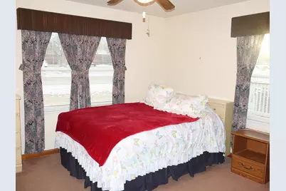 424 W Bluff Street, Streator, IL 61364 - Photo 14