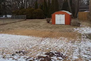 424 W Bluff St, Streator, IL 61364 - Photo 4