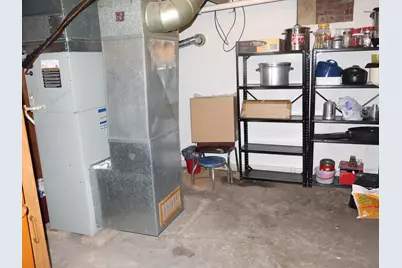 424 W Bluff Street, Streator, IL 61364 - Photo 18