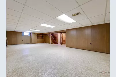 210 S Wa Pella Avenue, Mount Prospect, IL 60056 - Photo 22