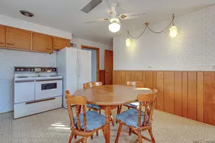 210 S Wa Pella Ave, Mount Prospect, IL 60056 - Photo 12