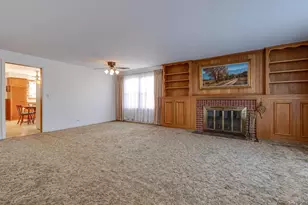 210 S Wa Pella Ave, Mount Prospect, IL 60056 - Photo 6