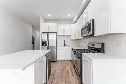 5733 N Winthrop Avenue #Penthouse, Chicago, IL 60660 - Photo 8