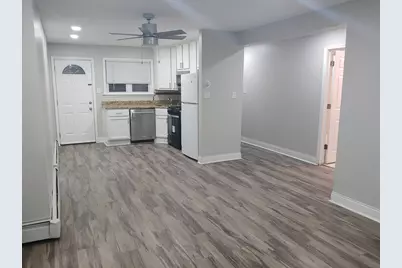 6969 N Ashland Boulevard #104, Chicago, IL 60626 - Photo 2