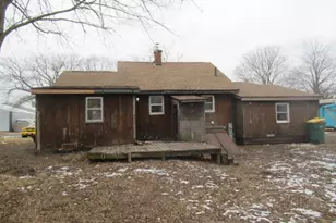 113 N Spring St, Franklin Grove, IL 61031 - Photo 20