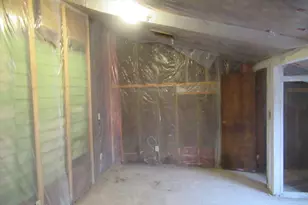 113 N Spring St, Franklin Grove, IL 61031 - Photo 8