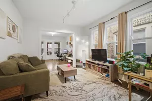 4045 W Nelson St, Chicago, IL 60641 - Photo 2